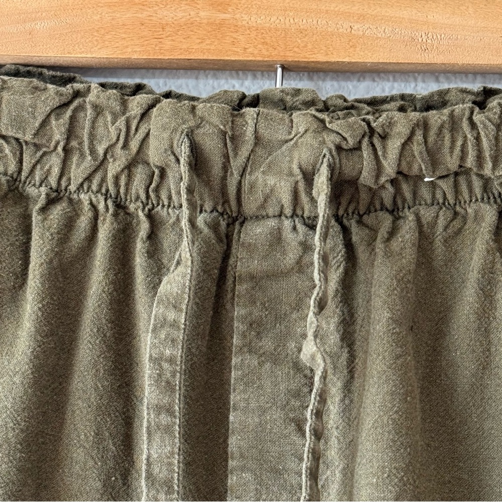 Uniqlo Paperbag Linen Shorts High Waisted - Picture 5 of 7
